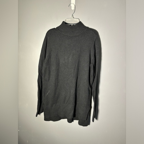 Loft Outlet Side Slit Turtleneck Sweater Women’s Size Medium - Picture 2 of 5